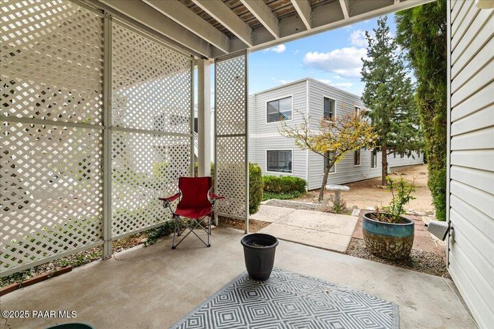 Property Photo: 333 W Leroux Street D4 AZ 86303