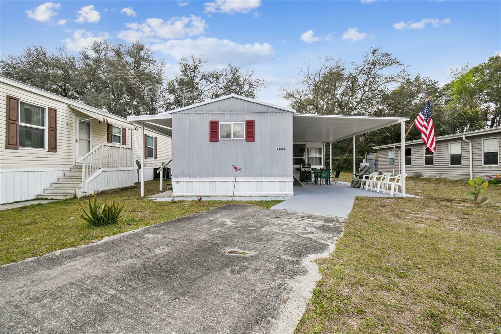 Property Photo:  34888 Major Dade Drive  FL 33523 