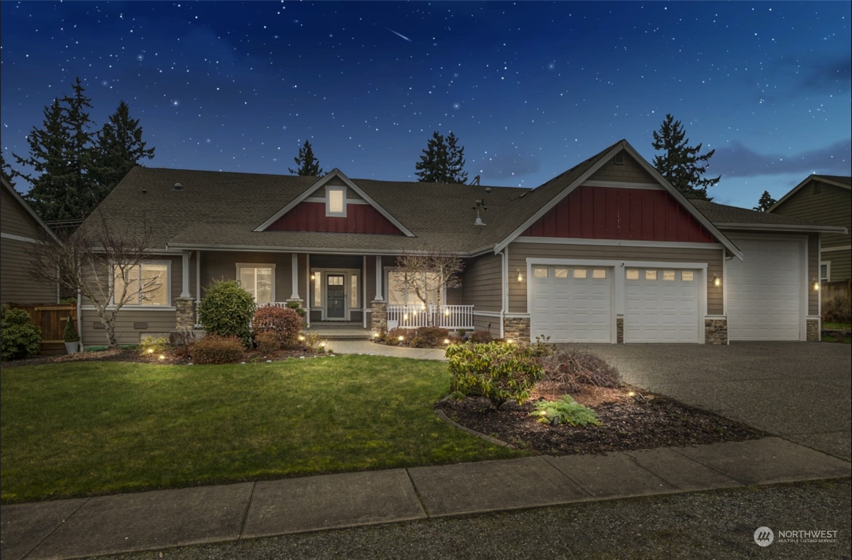 Property Photo: 10915 E 152nd Court E WA 98374