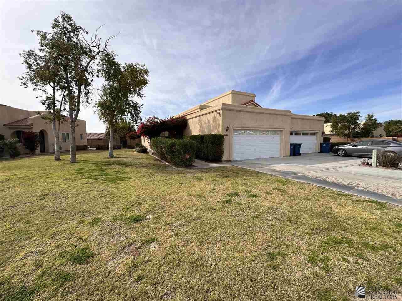 Property Photo:  10600 S Via Salida  AZ 85367 