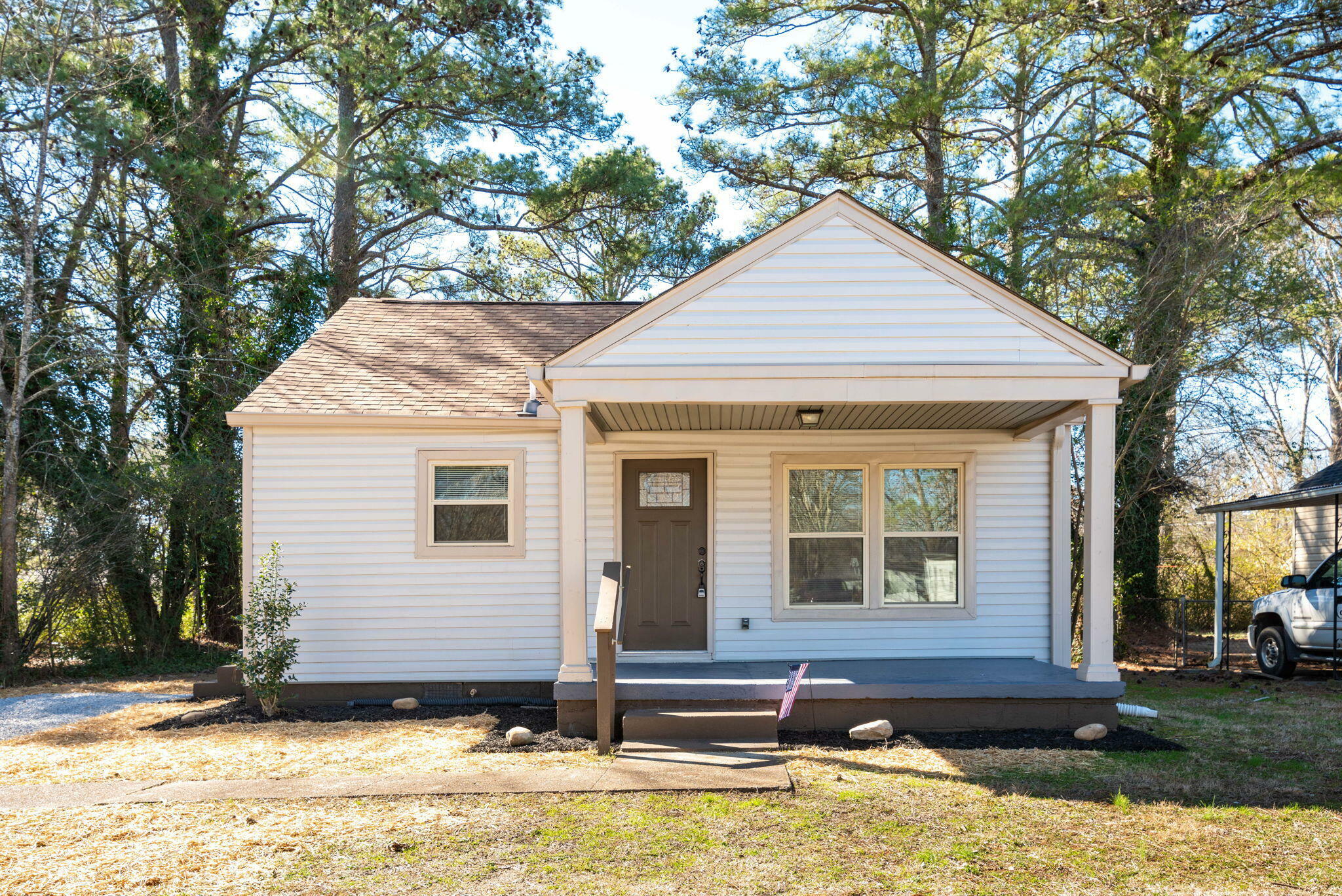 Property Photo:  4924 Cameron Ln  TN 37411 