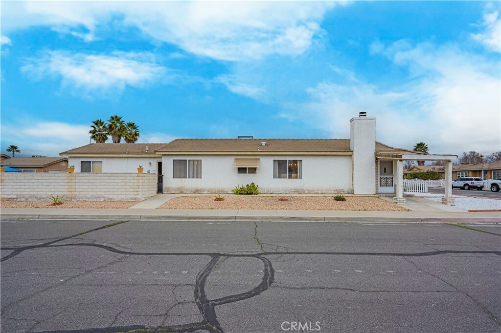 Property Photo:  2894 Lynae Way  CA 92545 