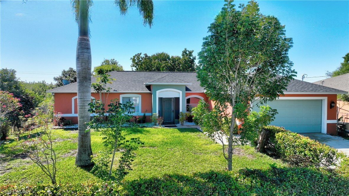 Property Photo:  3205 7th Street SW  FL 33976 