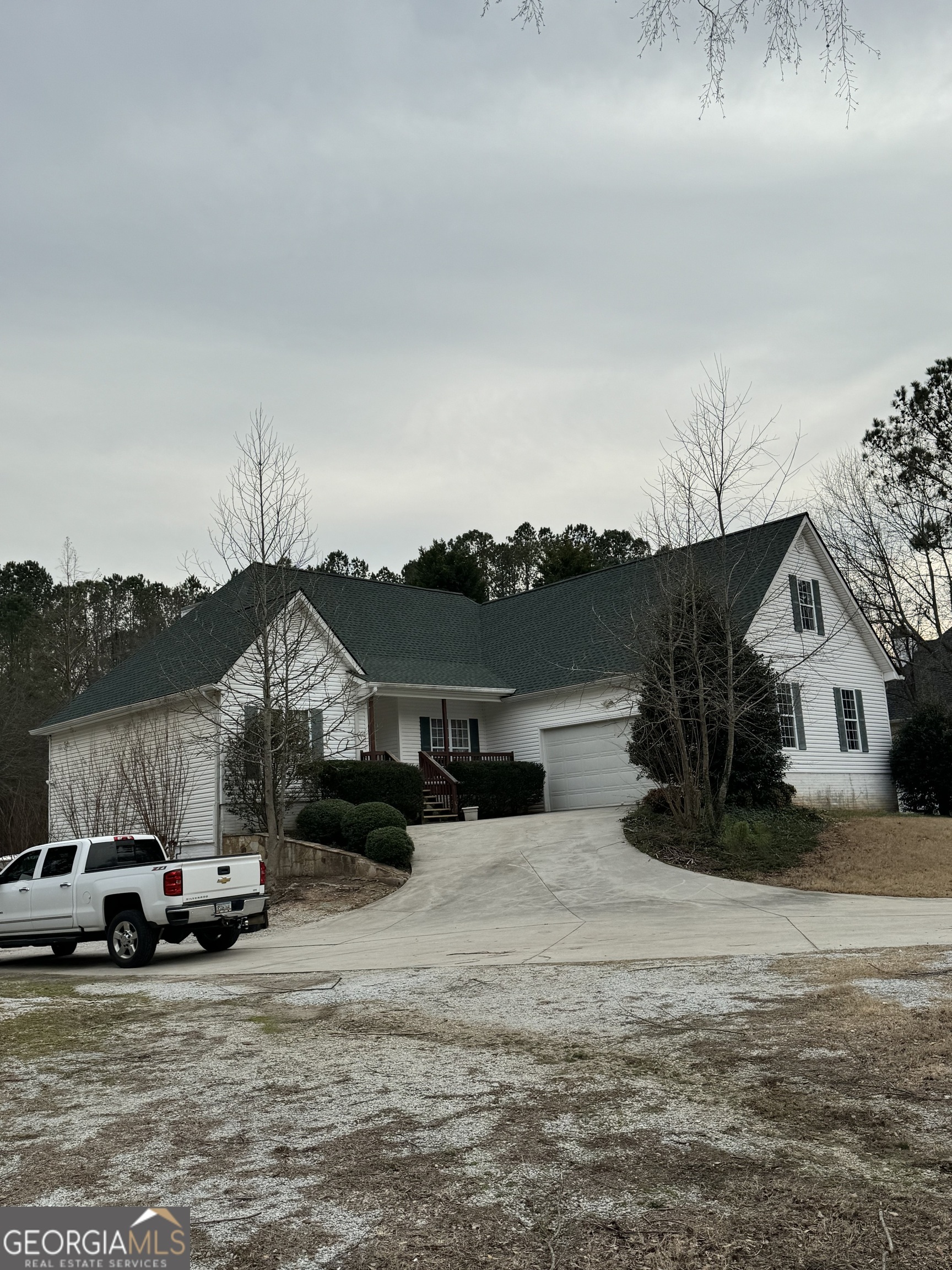 Property Photo:  359 Castlewood Road  GA 30290 