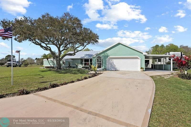 Property Photo:  1450 SE Marisol Ct  FL 34952 