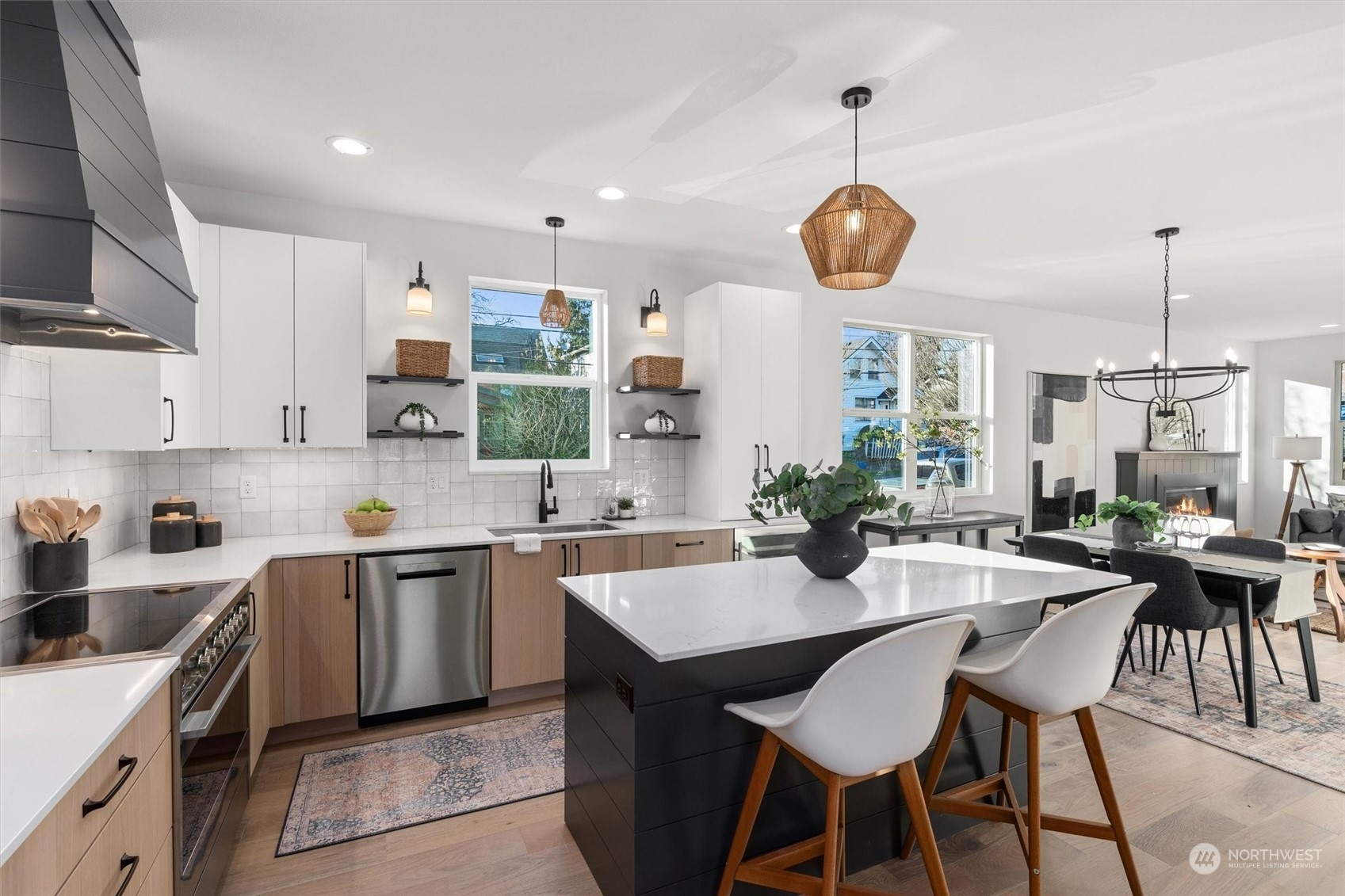 Property Photo: 2705 NE 54th Street WA 98105