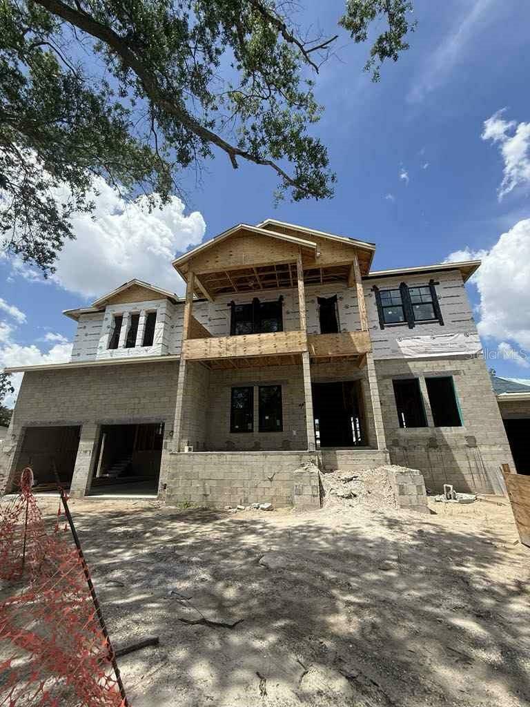 Property Photo: 567 Luzon Avenue FL 33606