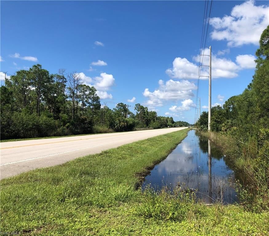 Property Photo:  19665 Immokalee Rd  FL 34120 