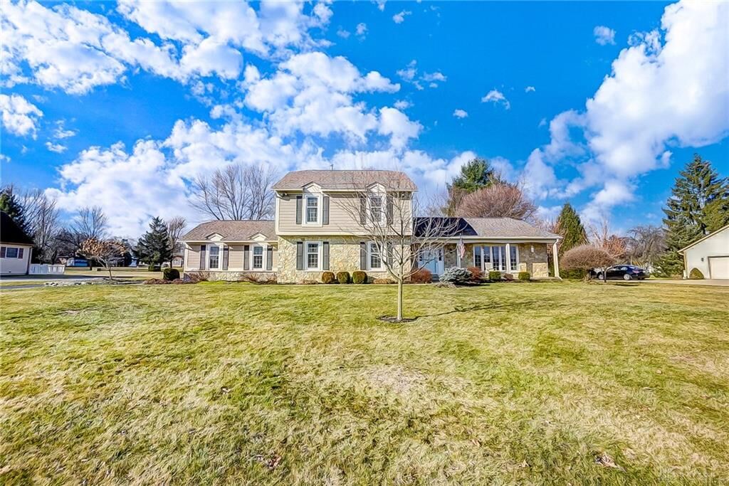 Property Photo: 600 Windmere Drive OH 45373