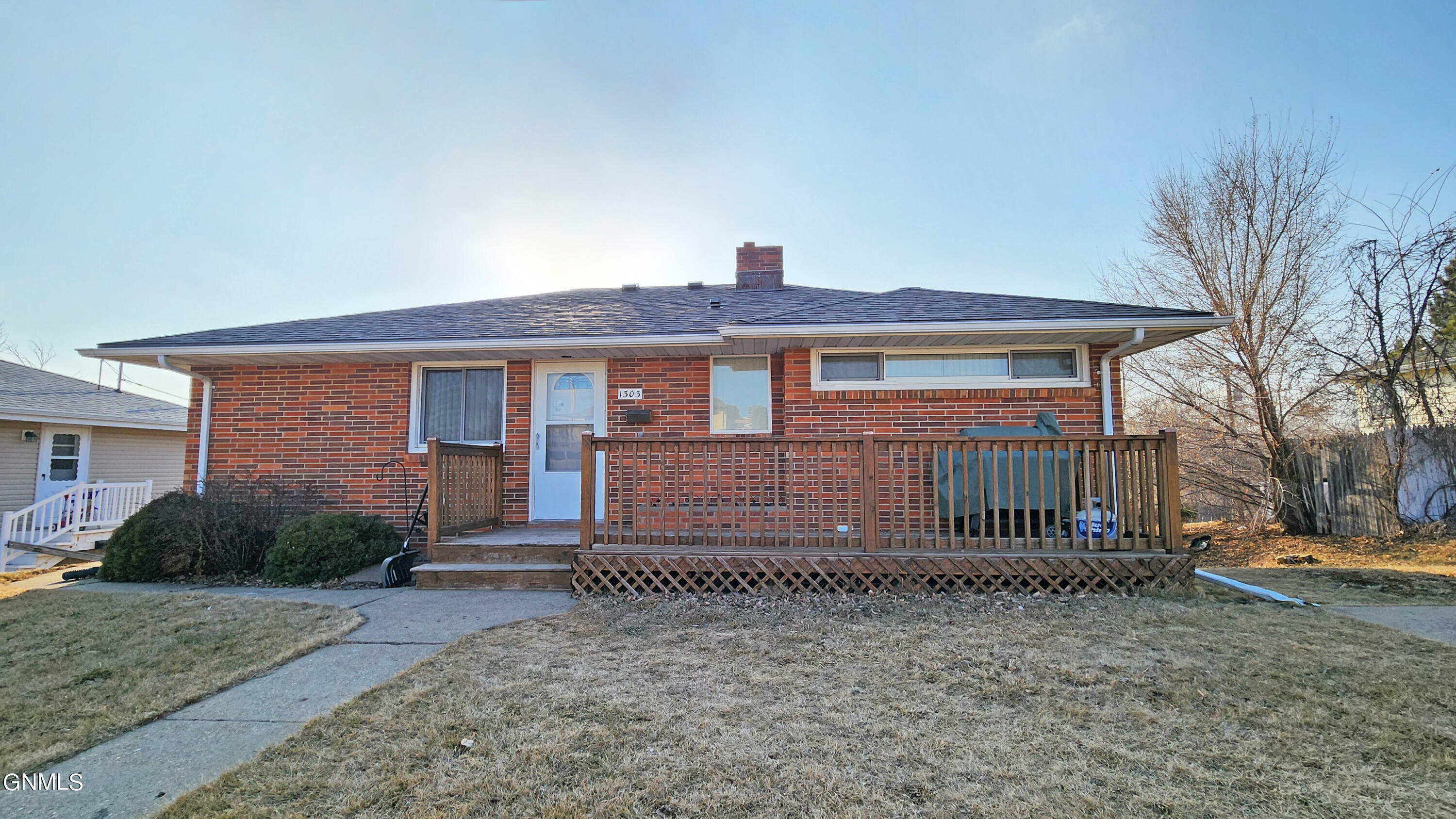 Property Photo:  1303 Monte Drive NW  ND 58554 