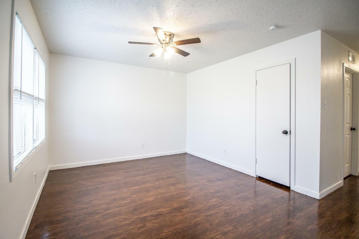 Property Photo: 5105 39th Street TX 79414