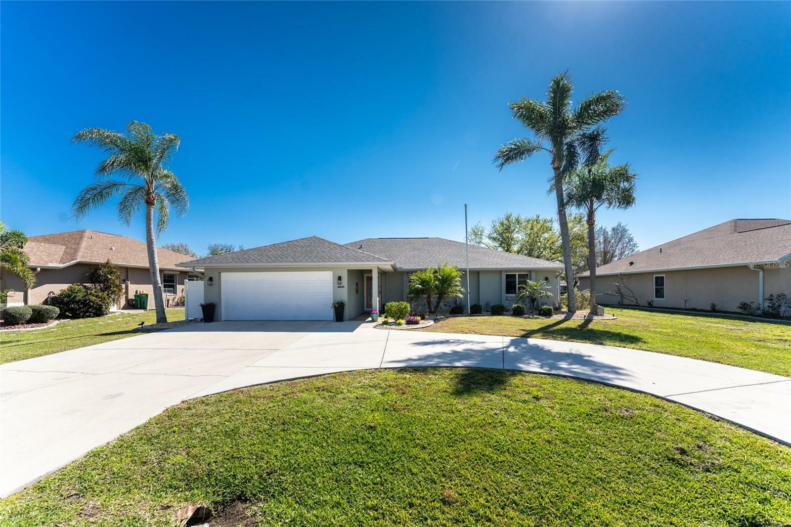 Property Photo: 25059 Palisade Road FL 33983