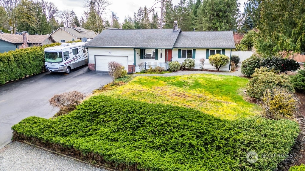 Property Photo:  21415 SE 252nd Place  WA 98038 