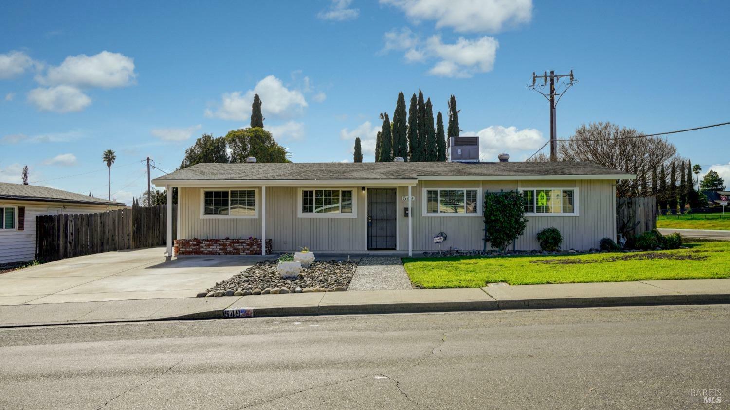 Property Photo:  549 Pear Tree Lane  CA 94533 