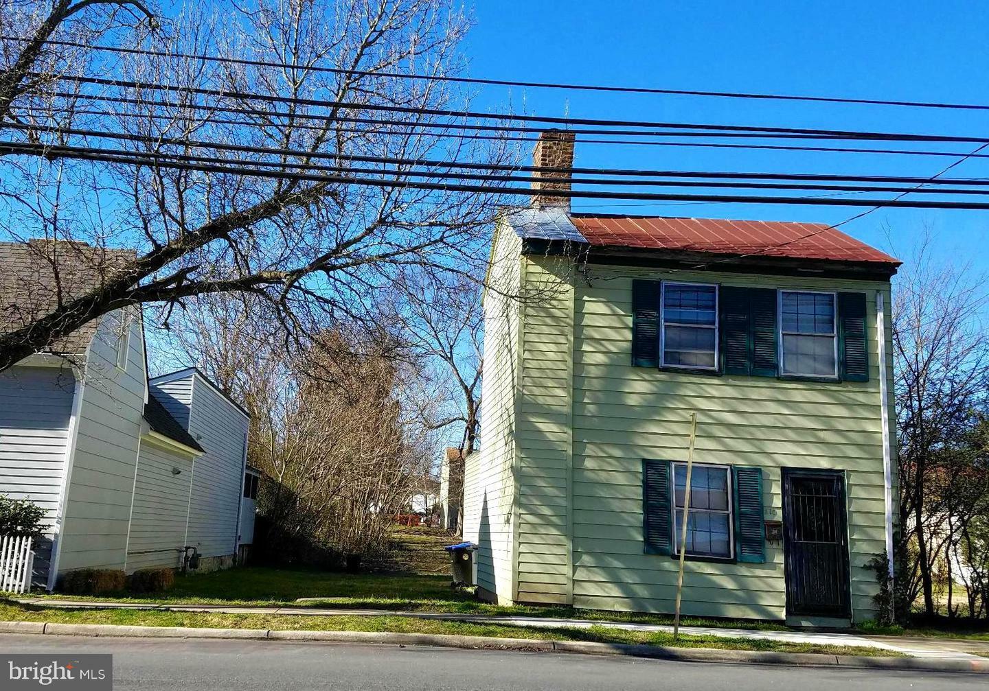 Property Photo:  308 Charles Street  VA 22401 