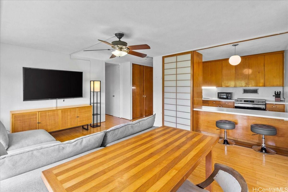 Property Photo:  1515 Nuuanu Avenue 450  HI 96817 