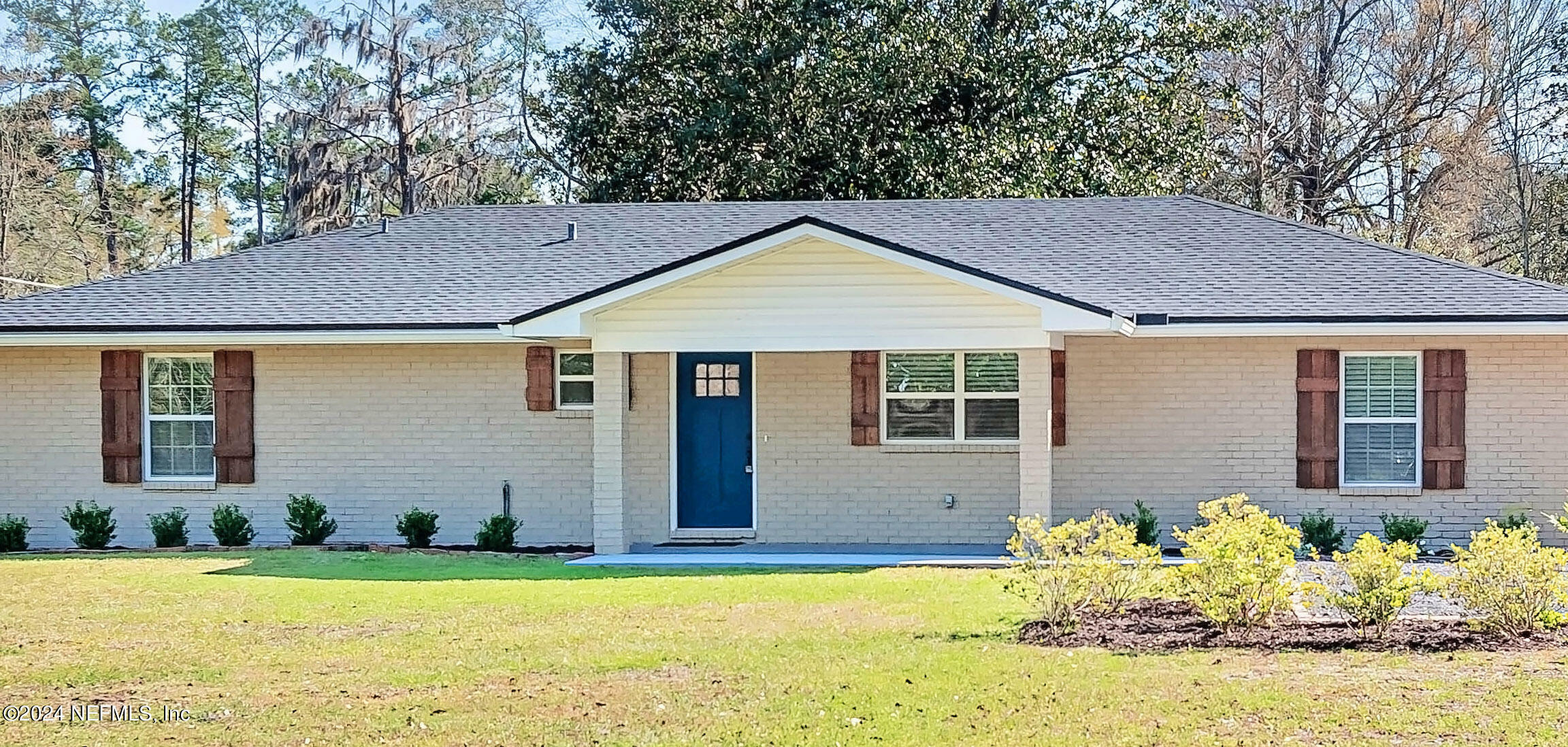 Property Photo:  4602 Hickory Street  FL 32063 