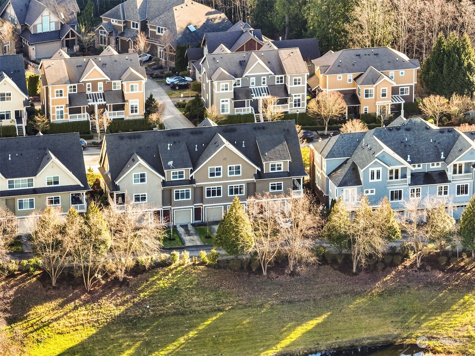 Property Photo:  2320 NE Park Drive  WA 98029 