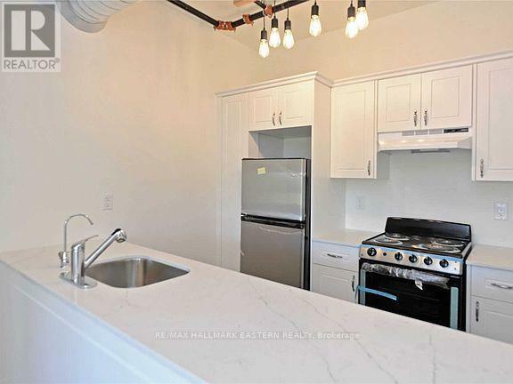 Property Photo:  1354 Youngs Point Road 402  ON K0L 2H0 