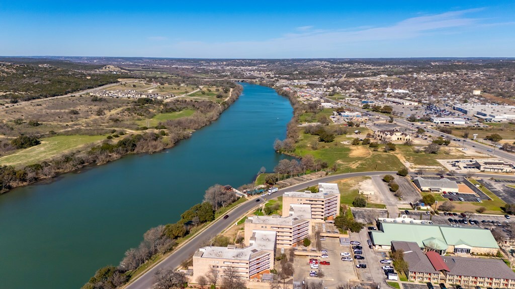 Property Photo: 1006-3D Guadalupe St TX 78028
