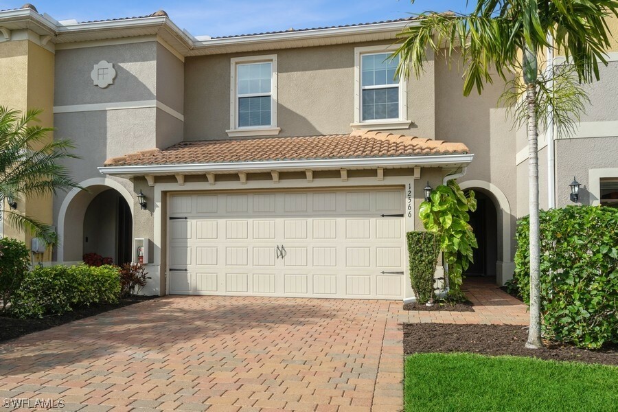 Property Photo:  12566 Laurel Cove Drive  FL 33913 