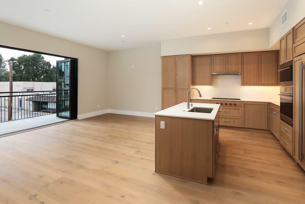 Property Photo:  389 First Street 21  CA 94022 