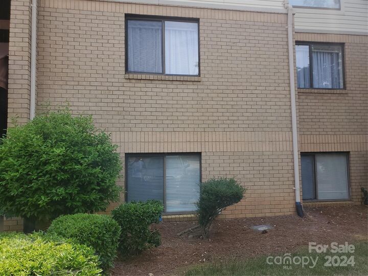 4804 Spring Lake Drive B  Charlotte NC 28212 photo