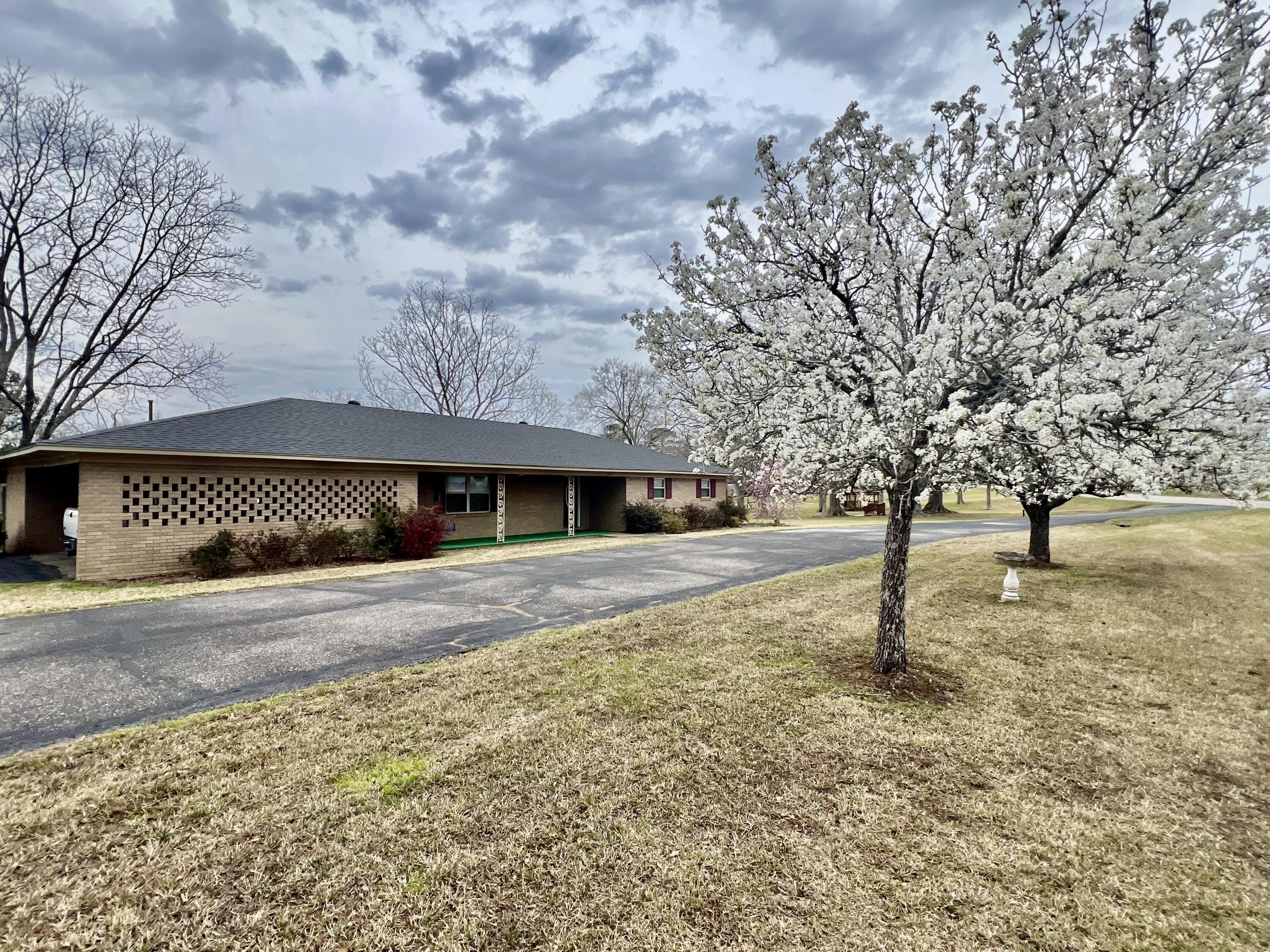 Property Photo: 639 County Home Rd MS 39437