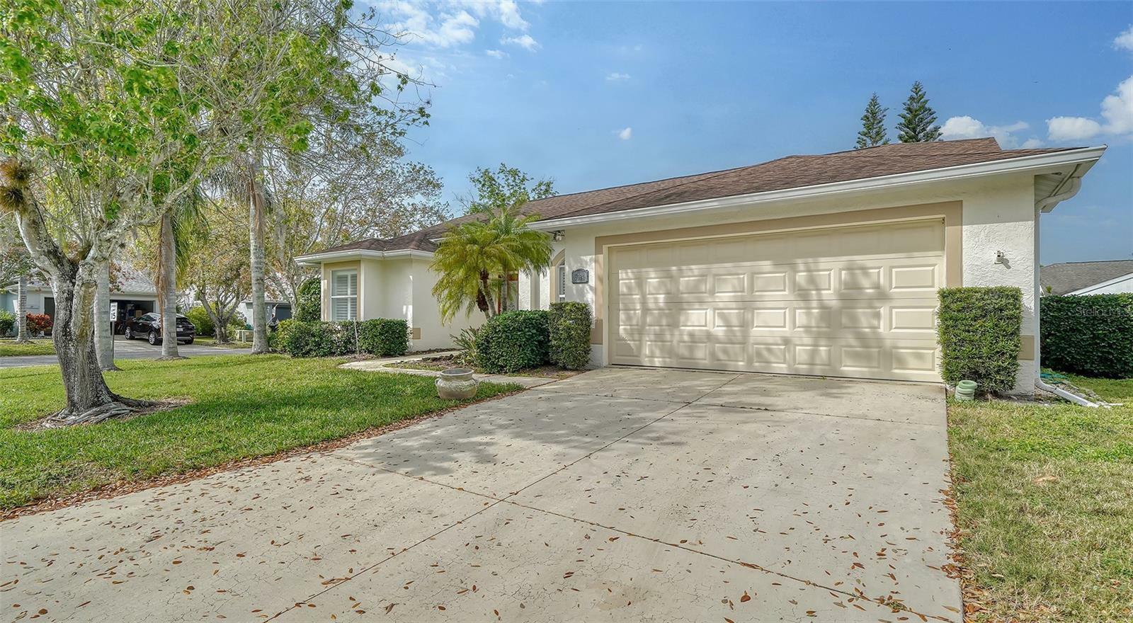 Property Photo:  6024 Promenade Court  FL 34203 