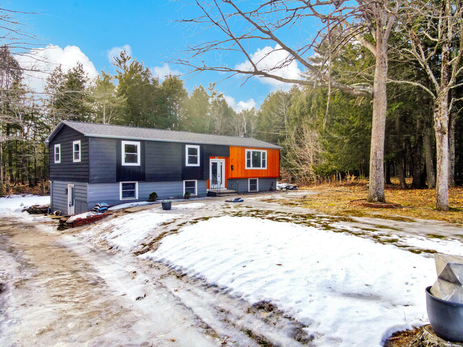 Property Photo: 36 Parkview Terrace ME 04330