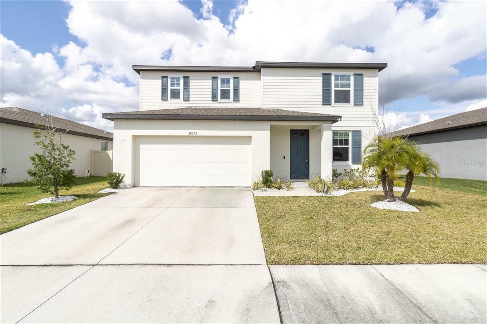 Property Photo: 38673 Finn Clover Lane FL 33540