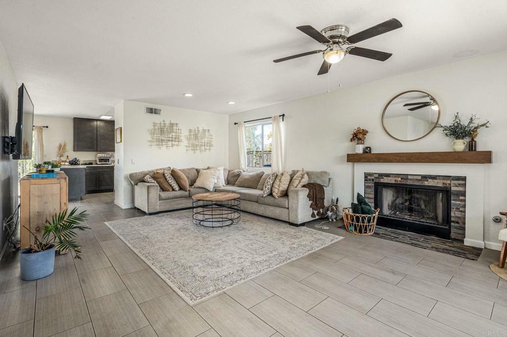 Property Photo: 27543 Acorn Drive CA 92883