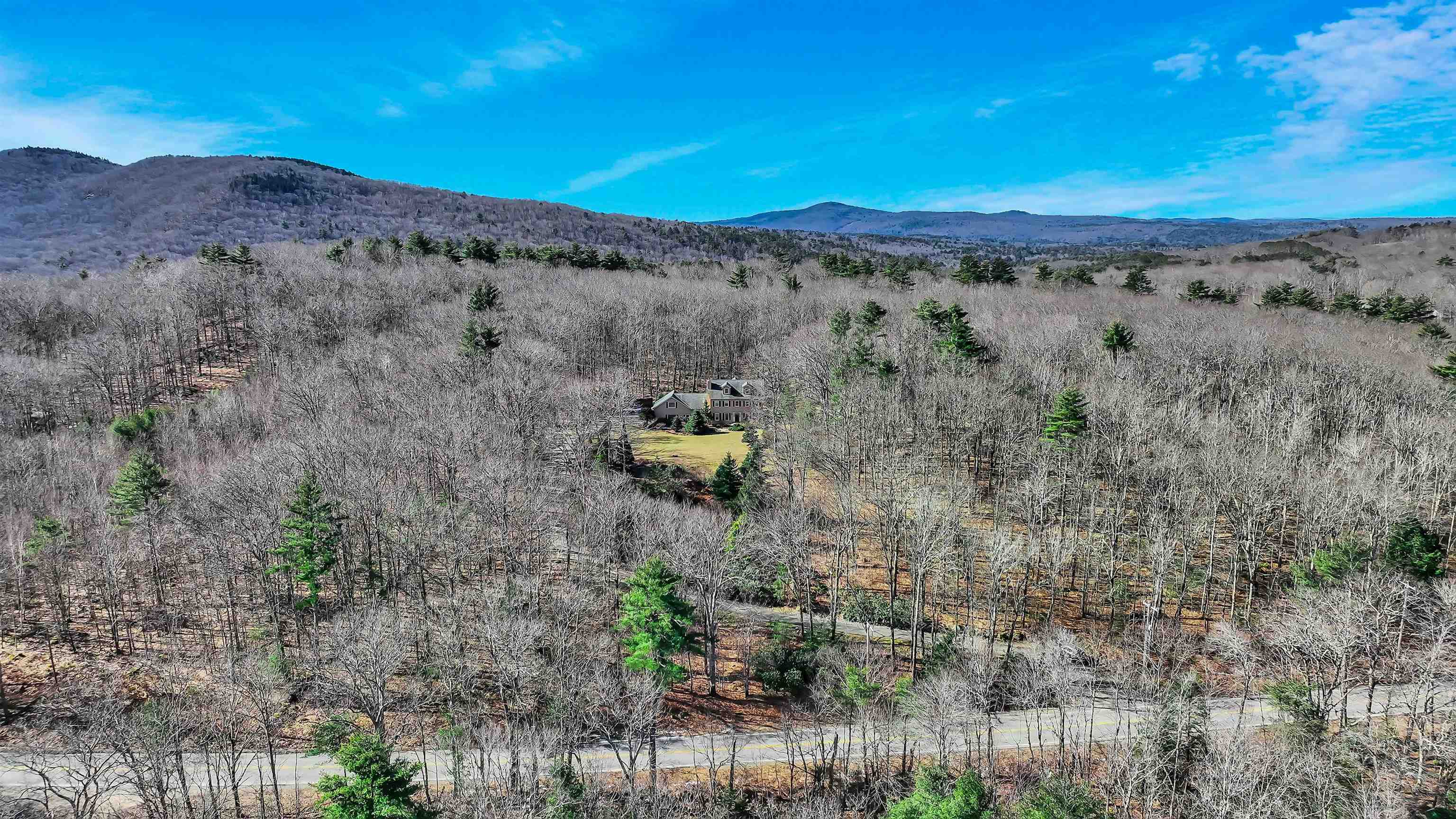 Property Photo:  915 Mountain Road  NH 03452 