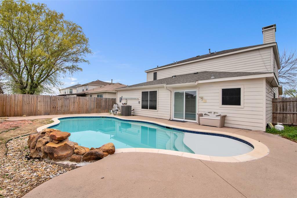 4322 Hawk Lane  Sherman TX 75092 photo