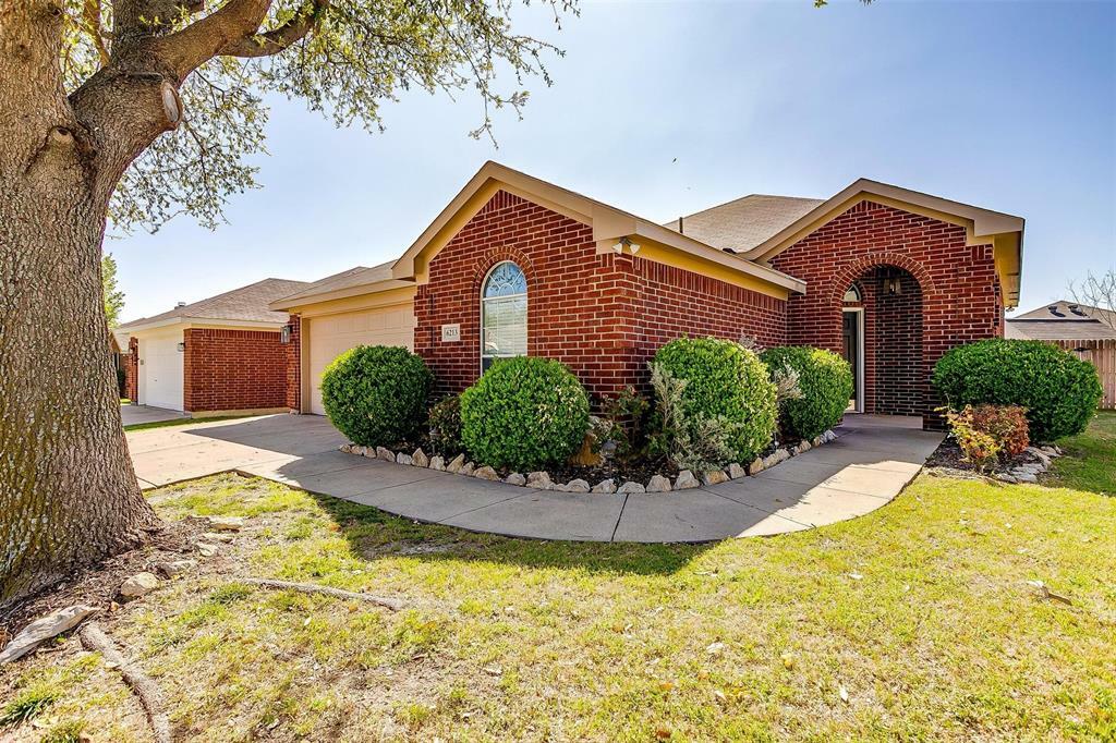 Property Photo:  6213 Brooklynn Drive  TX 76179 