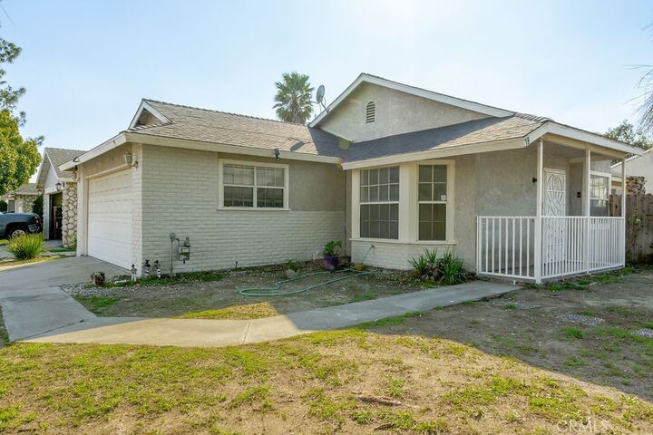 Property Photo: 15957 Randall Avenue 19 CA 92335