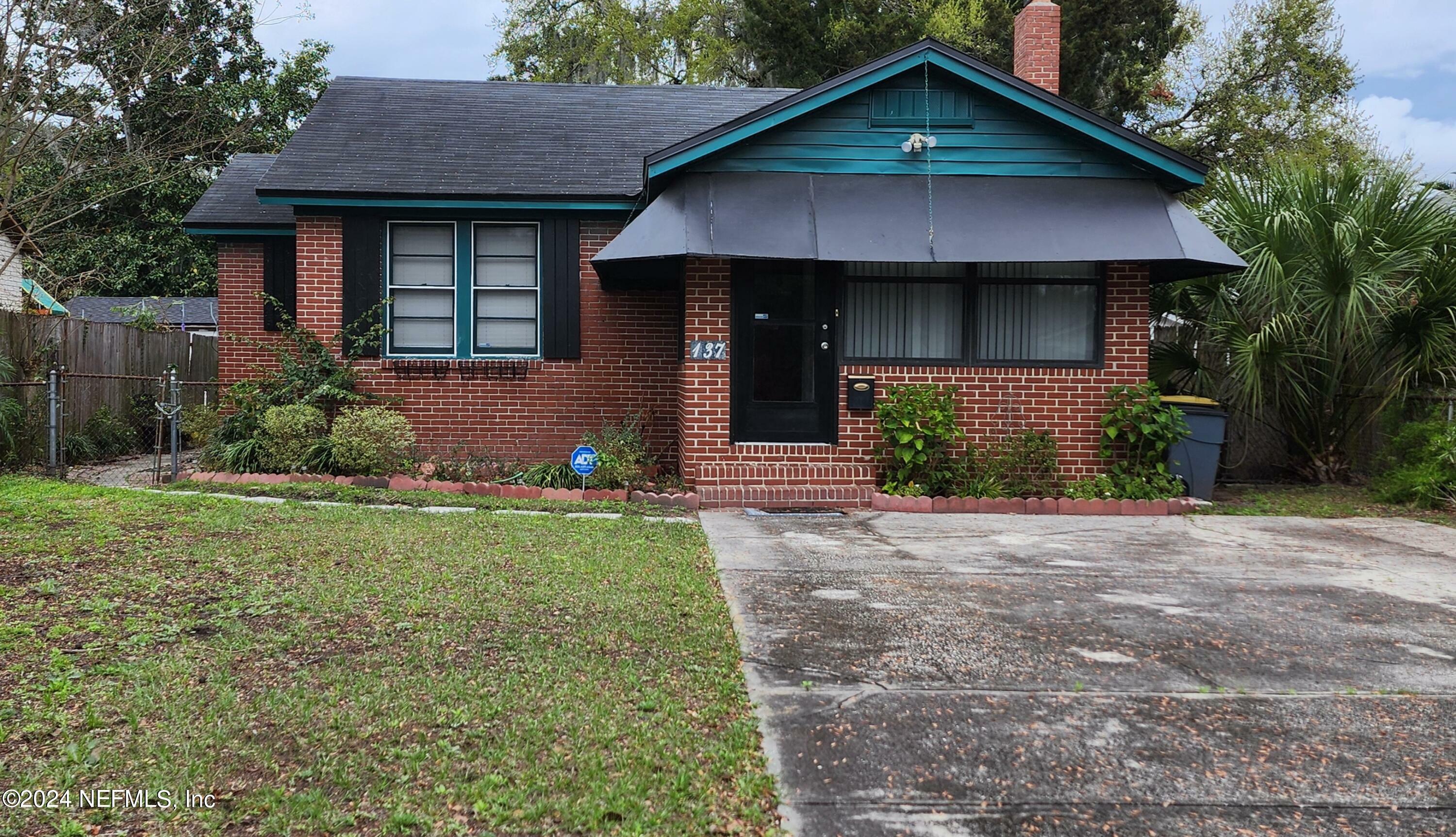 Property Photo:  137 W 66th Street  FL 32208 