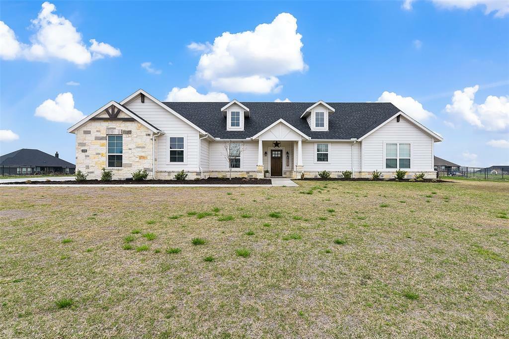 Property Photo:  5009 Freestone Drive  TX 76085 