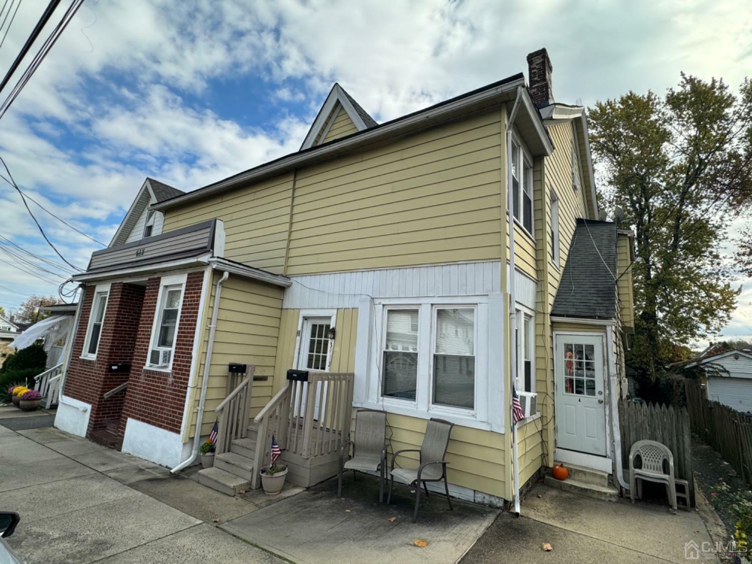 Property Photo:  417 Henry Street 2  NJ 08879 