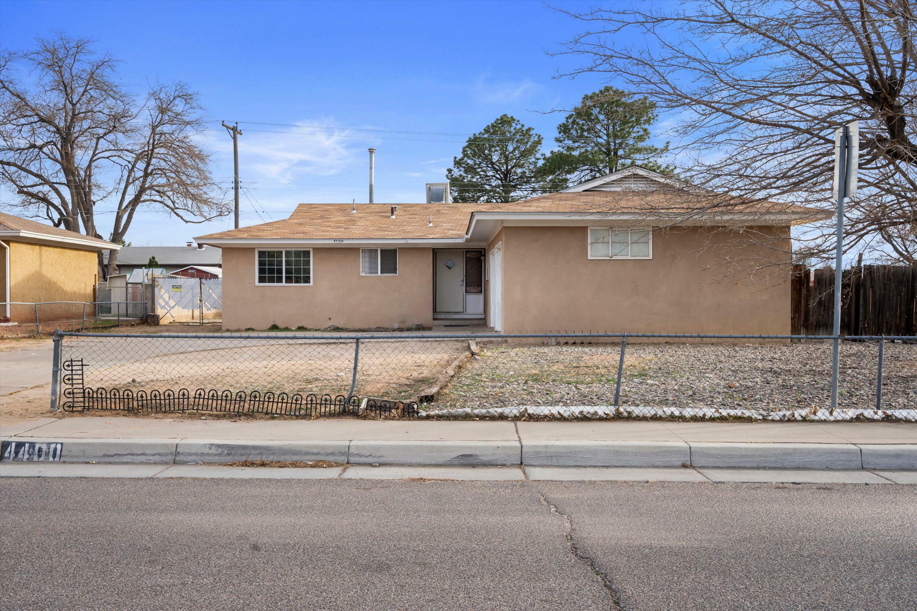 4400 Douglas Macarthur Road NE  Albuquerque NM 87110 photo