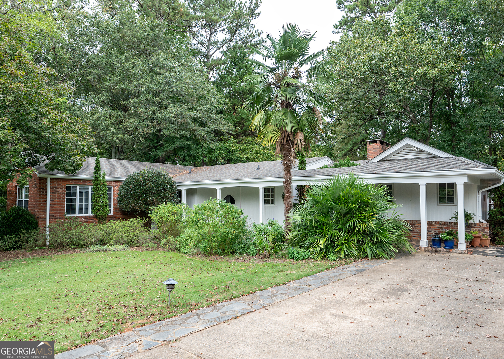 Property Photo: 775 Riverhill Drive GA 30606