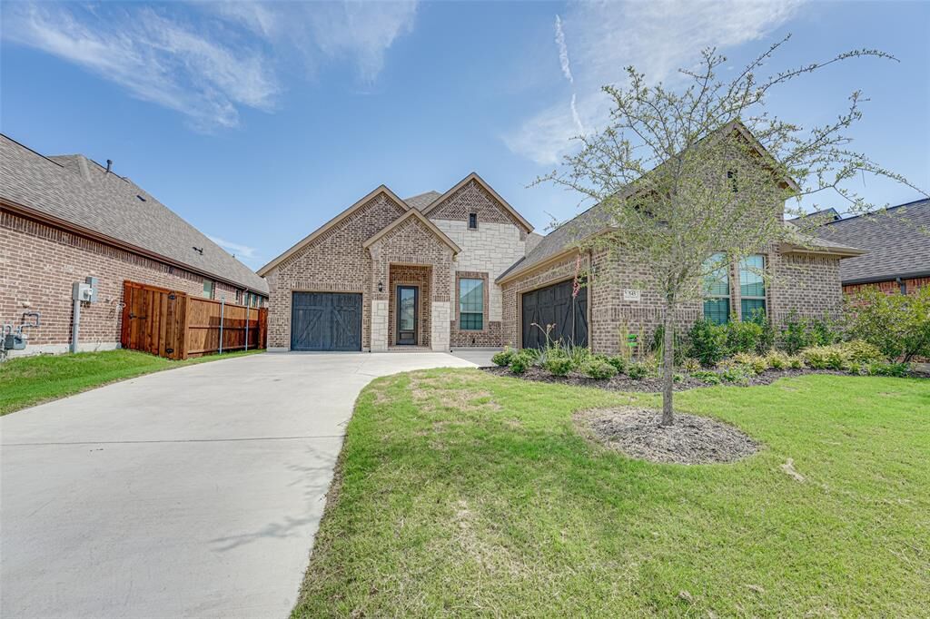 Property Photo: 545 Melody Meadow Drive TX 75087