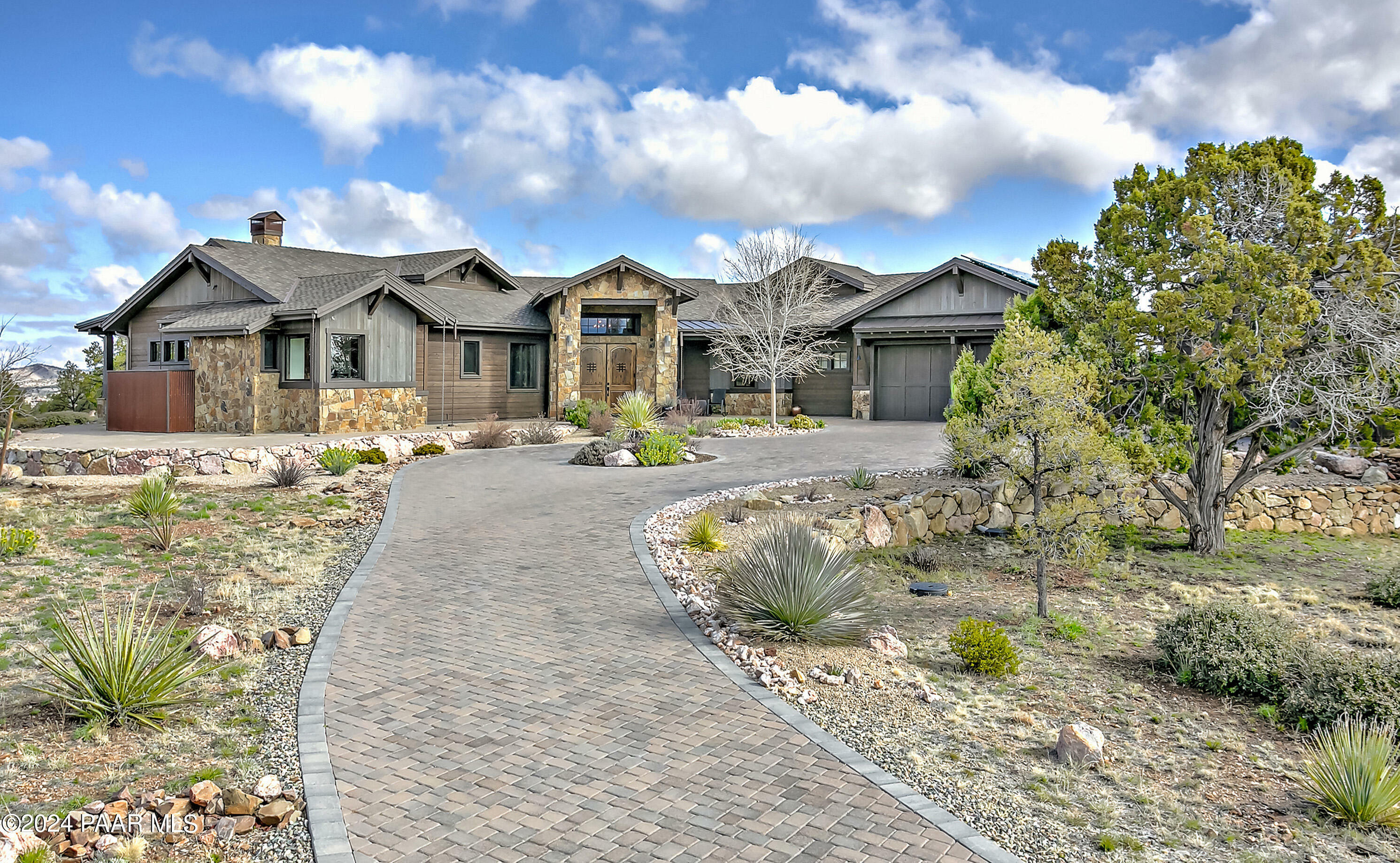 Property Photo:  15990 N Kenobi Trail  AZ 86305 