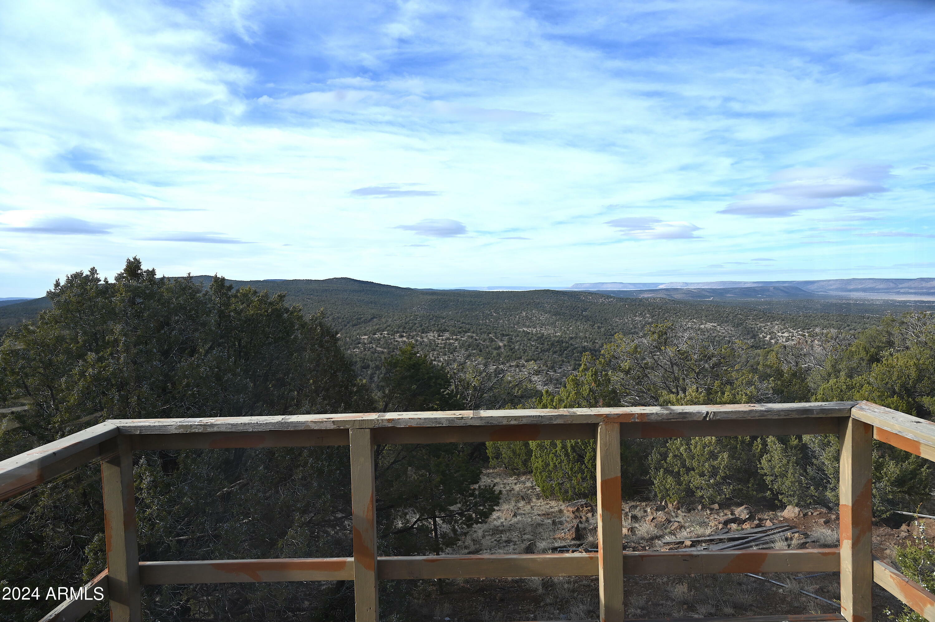 Property Photo:  01 N Edge Ridge Road 478  AZ 86337 