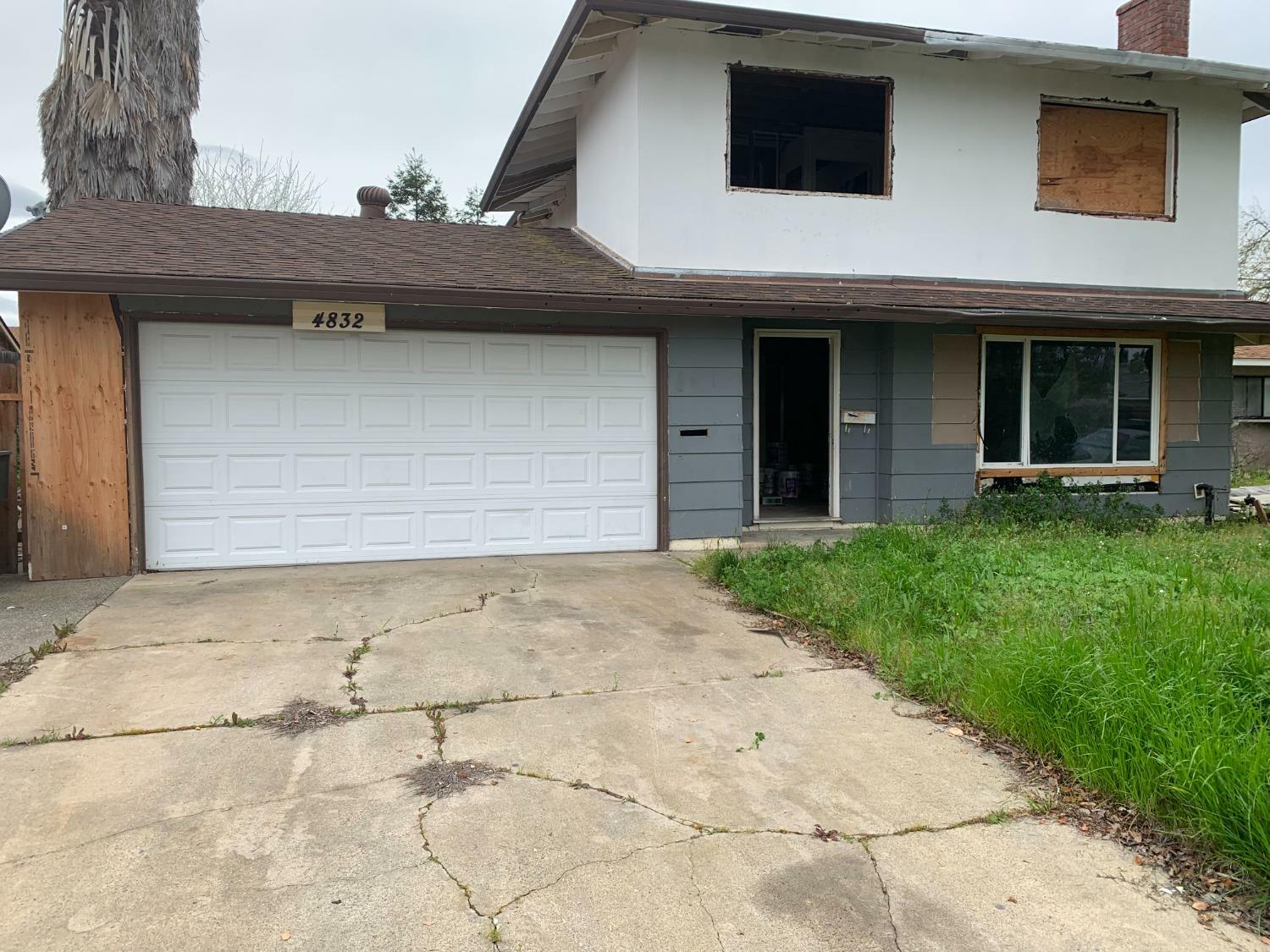 Property Photo:  4832 Willowbrook Drive  CA 95842 