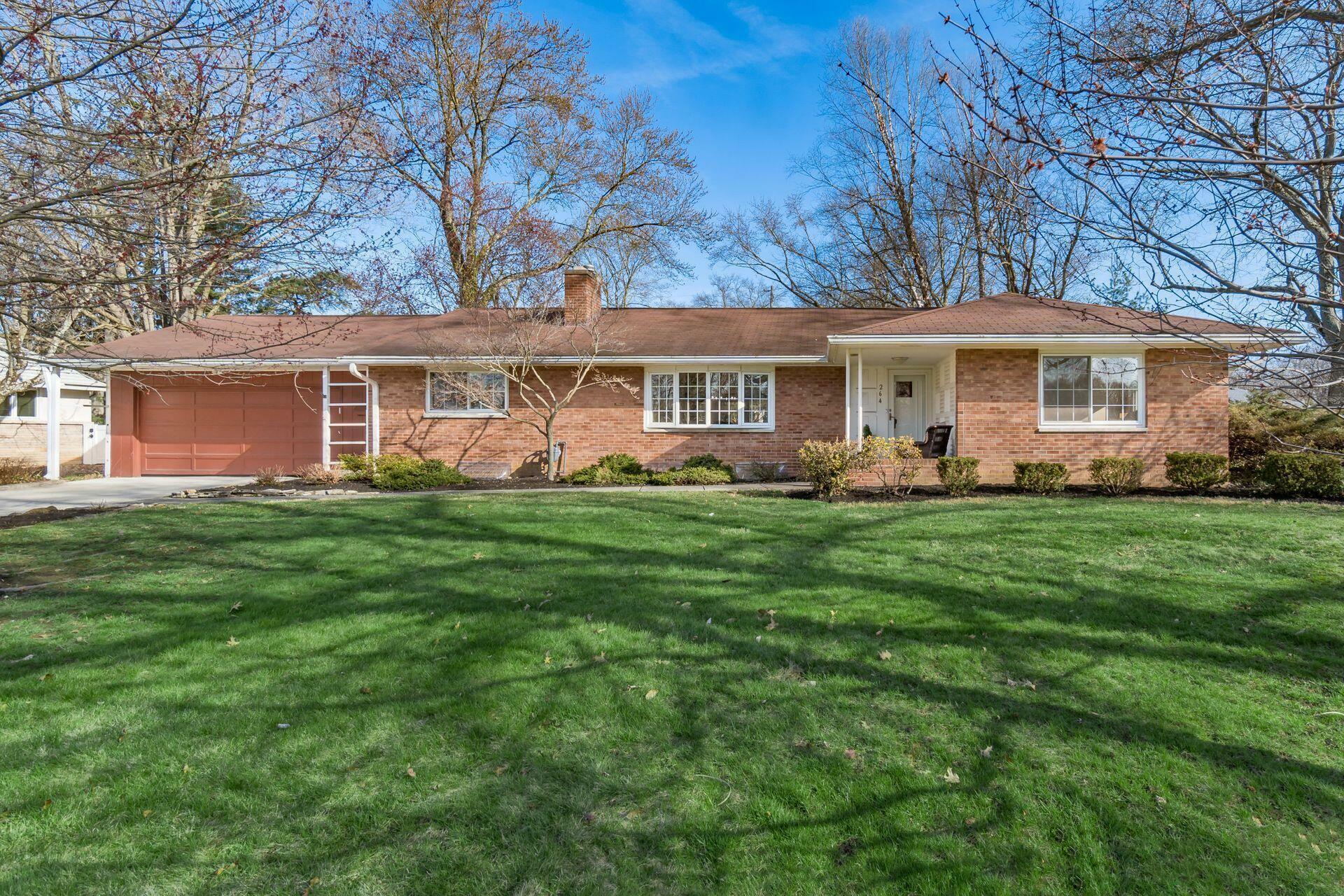 Property Photo:  264 Fairlawn Drive  OH 43214 