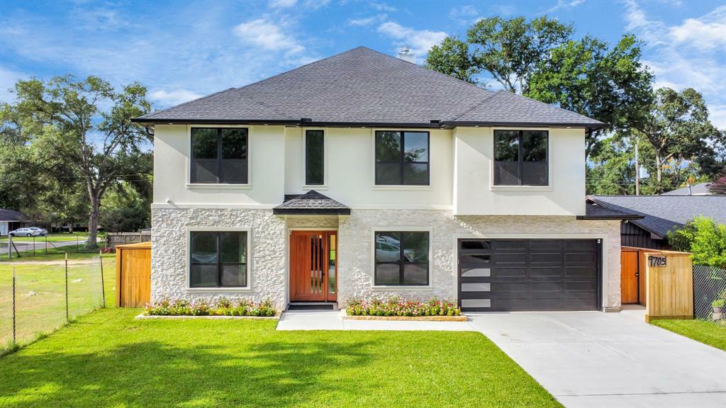 Property Photo: 9705 Cedardale Drive TX 77055