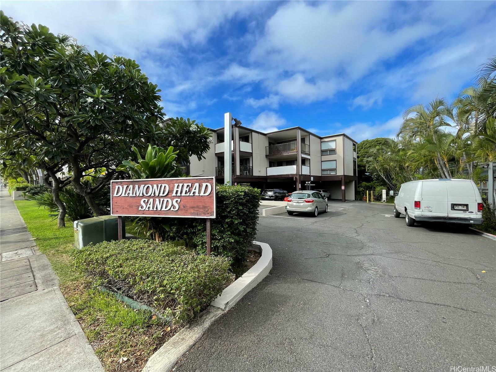 Property Photo:  3721 Kanaina Avenue 310  HI 96815 