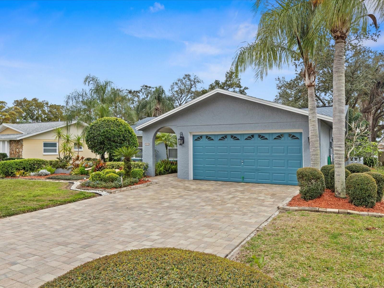 Property Photo:  1419 Garden Avenue  FL 34689 