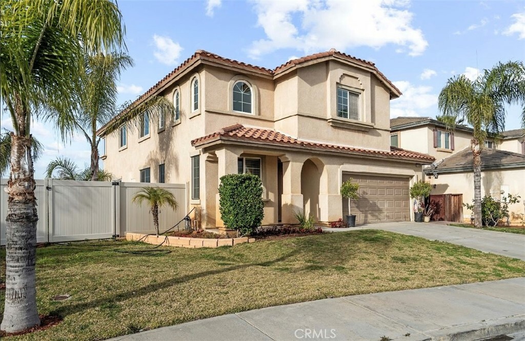 Property Photo:  27524 Autumn Circle  CA 92555 